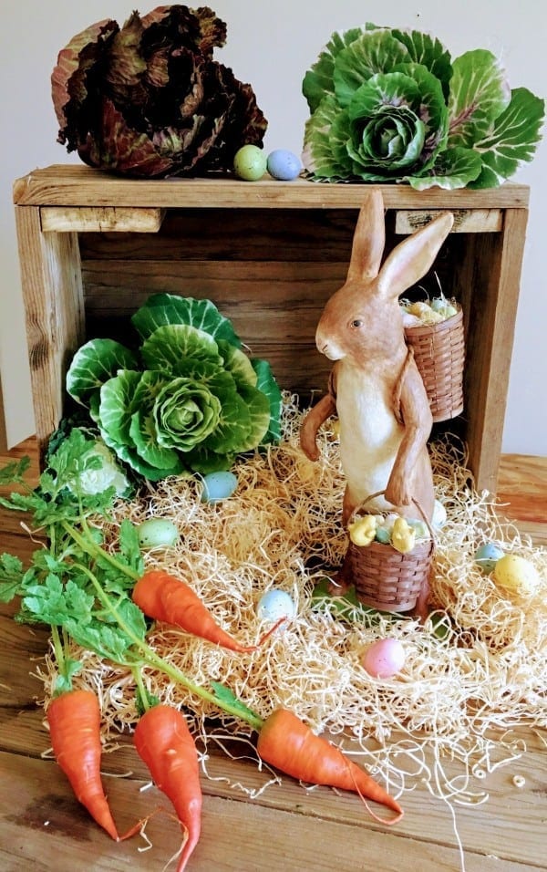 Easy DIY Pallet Crate for Decor TeeDiddlyDee